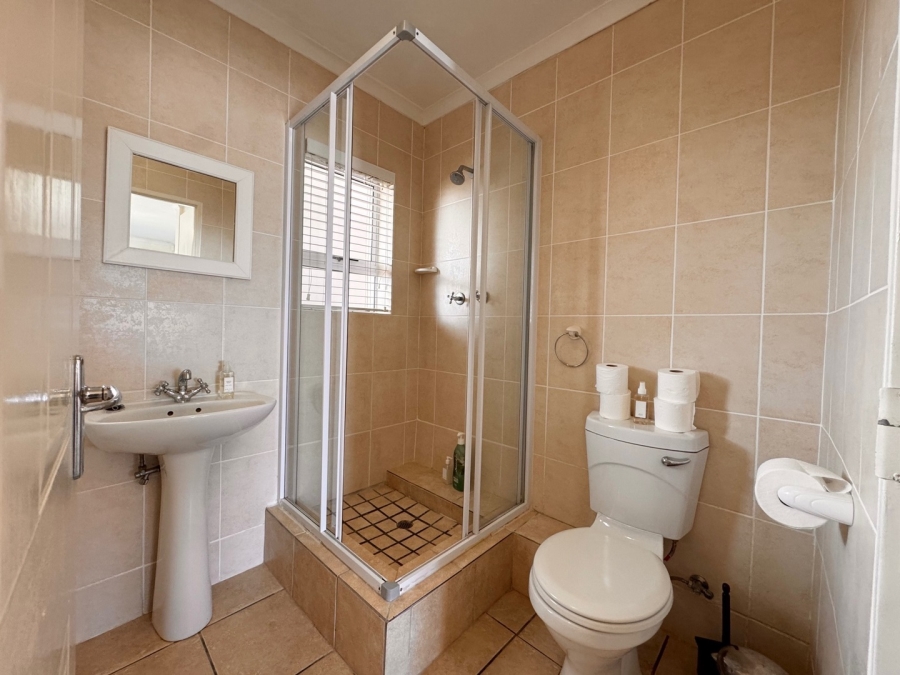 2 Bedroom Property for Sale in Big Bay Western Cape